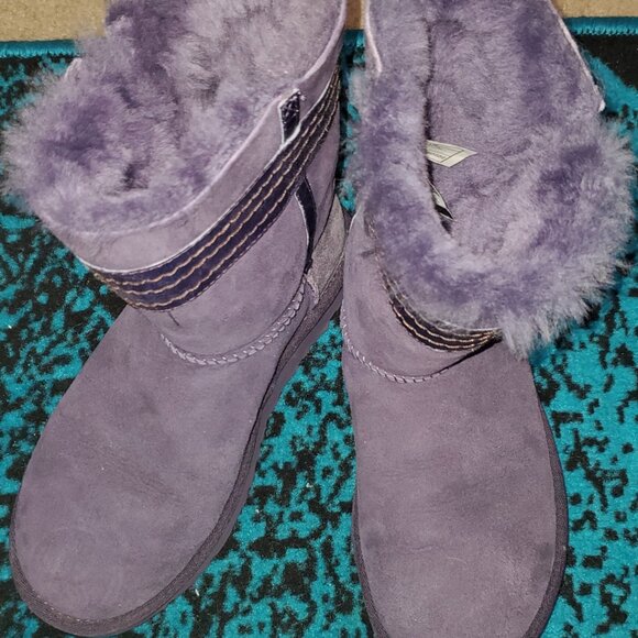 UGG Shearling-Lined Purple Boots, Size 6, NWOB - Picture 3 of 9